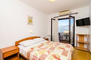 Cina Apartments