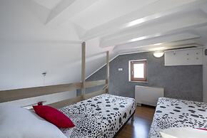 Cina Apartments