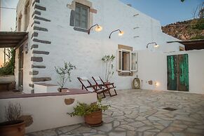 Anemos Houses