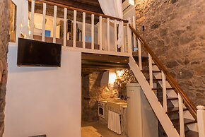 Anemos Houses