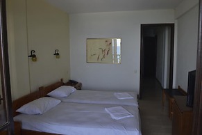 Hotel Maro
