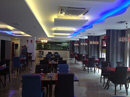 Saffron Hotel