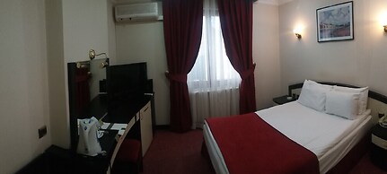 Saffron Hotel