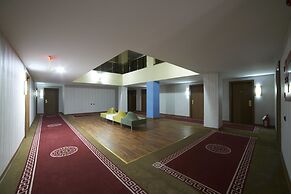 Saffron Hotel