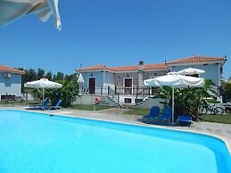 Kaloni village apartments