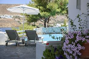 Yperia Hotel