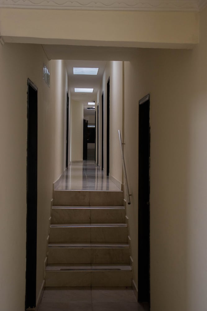Hotel Calarca N1
