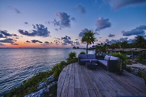 Casa Coco by Coco B Isla