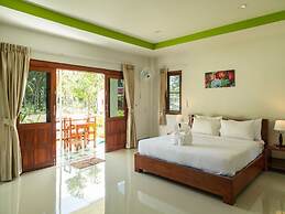 Breeze Bay Villa
