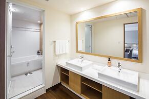 Art Hotel Ishigakijima