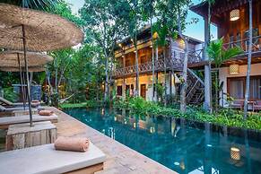 Isann Lodge