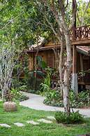 Isann Lodge
