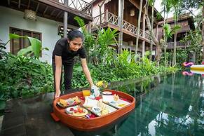 Isann Lodge