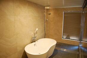 Musashino Grand Hotel And Spa