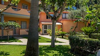 Old River Residence