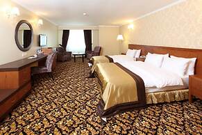 Arya Hotel Business Deluxe