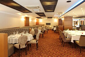 Arya Hotel Business Deluxe