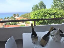 Cala Petrosa Resort