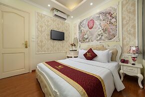 My Moon Hotel