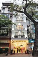 My Moon Hotel