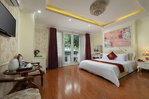 My Moon Hotel