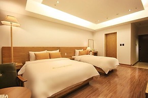Lake45 Hotel