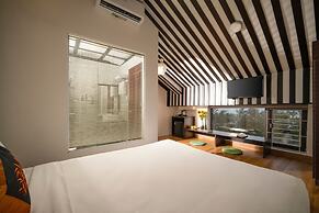 Stayzi Hotel