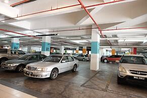 B Lot Hotel