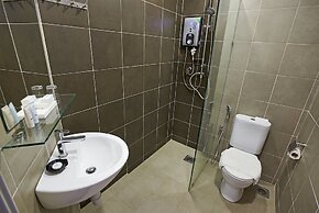 B Lot Hotel