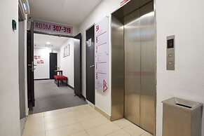 B Lot Hotel