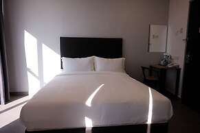 B Lot Hotel