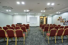 B Lot Hotel