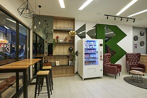 B Lot Hotel
