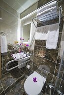 Kayi Hotel