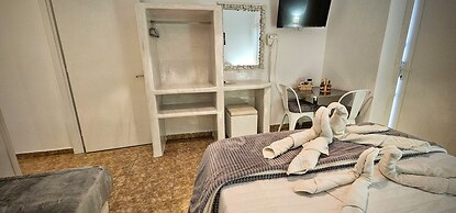 Pleasure Beachside Studios