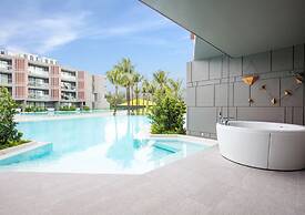 La Vela Khao Lak