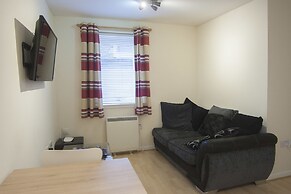6 Varis Apartments