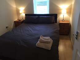 6 Varis Apartments
