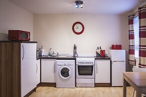 6 Varis Apartments