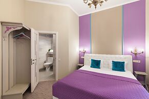 Family Residence Boutique Hotel