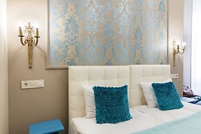 Family Residence Boutique Hotel