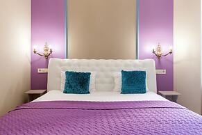Family Residence Boutique Hotel