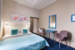Family Residence Boutique Hotel