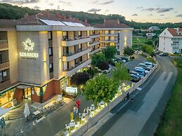 Apartamentos Los Arces