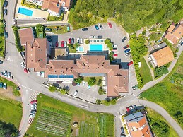 Apartamentos Los Arces