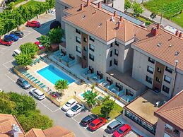Apartamentos Los Arces