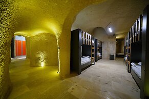 Takaev Cave House