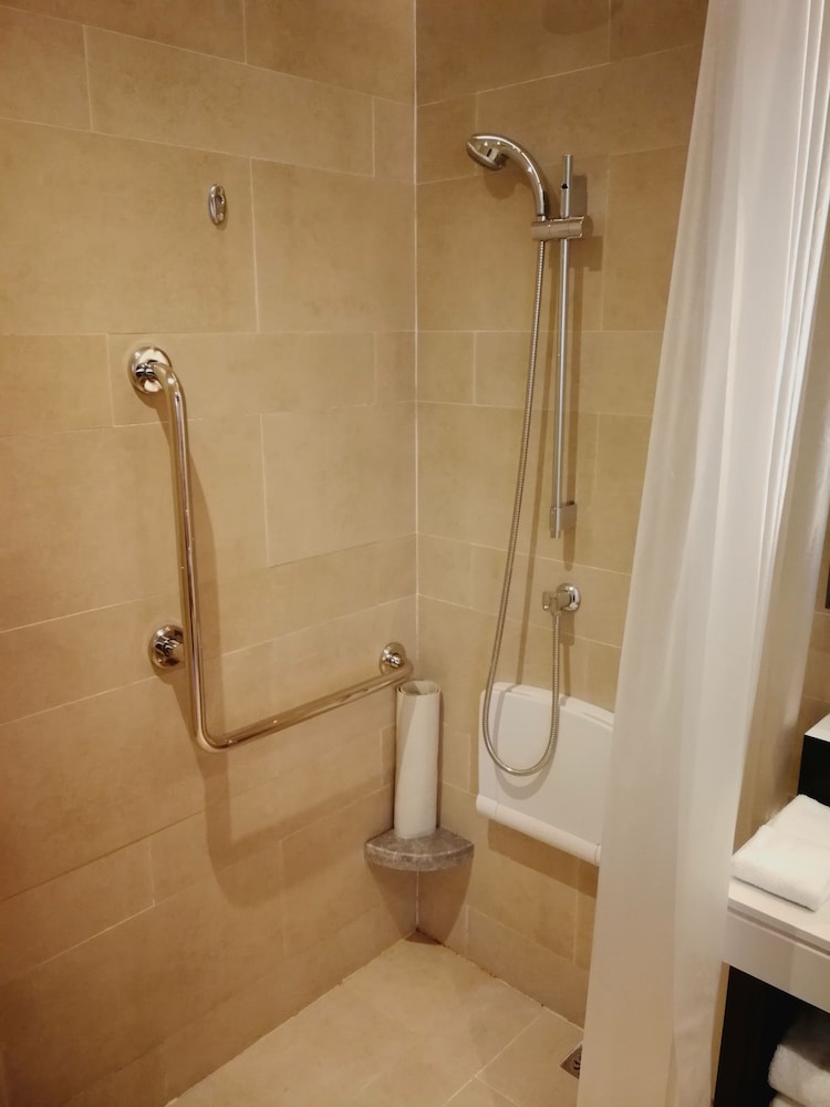 Hilton Garden Inn Shangri-La