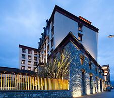 Hilton Garden Inn Shangri-La