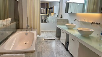 Kemang Icon Hotel
